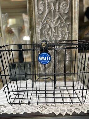 WALD black metal Bicycle basket quick release 133